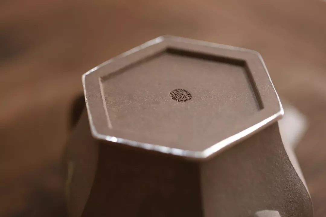 紫砂壶破损哪里修补,破损的紫砂壶是如何修补的