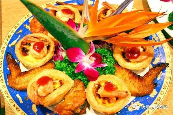 抚顺满族八大碗去哪里吃,满族美食八碟八碗