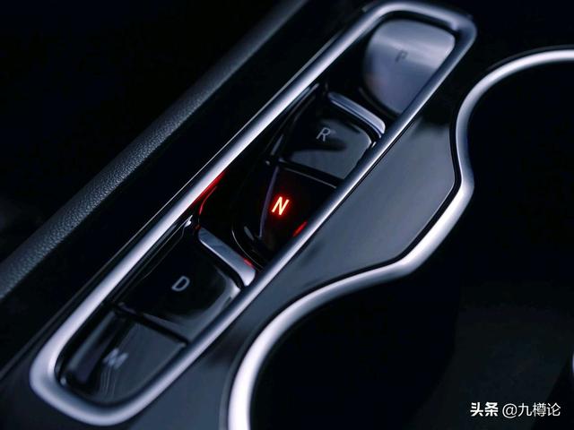 别克全新君威gs发布,别克新君威2019gs优惠