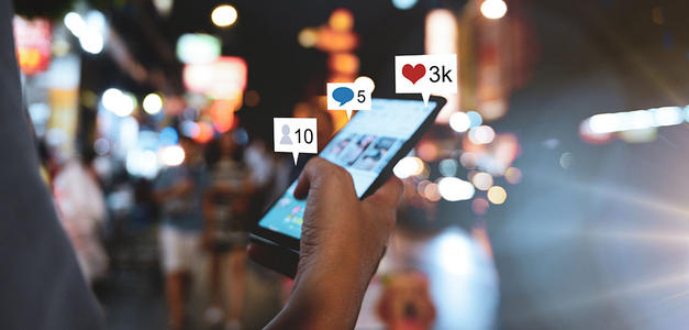 双语：你的购买行为受网红的影响吗？（含课件）