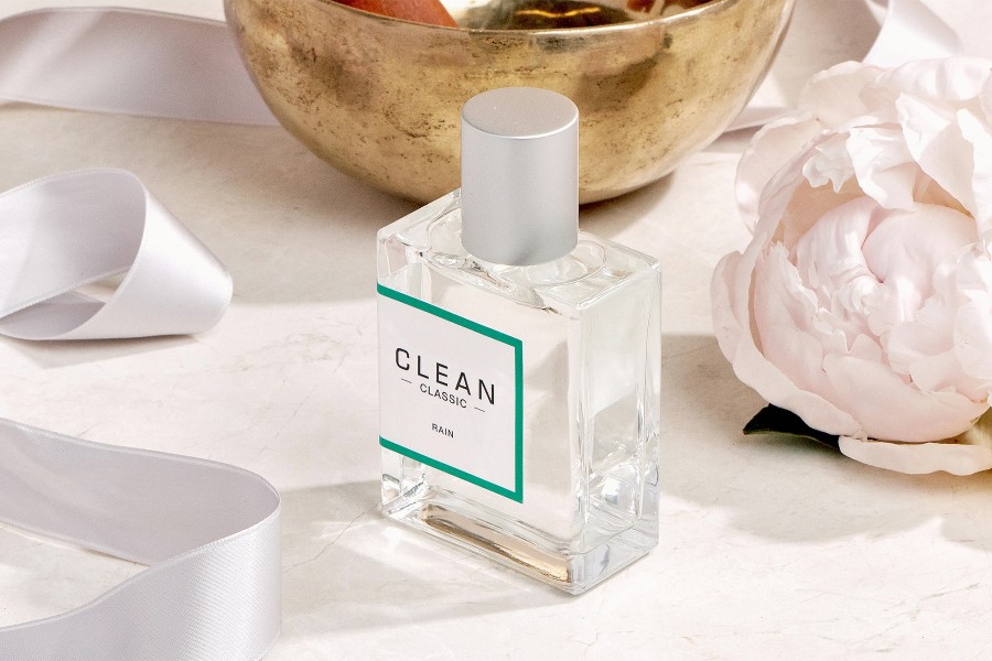 有雨后清新感的香水,阴雨天什么香水比较好闻