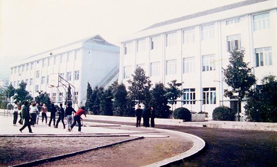 常熟记忆之:雪松之下——校友眼中“省中”的前世今生