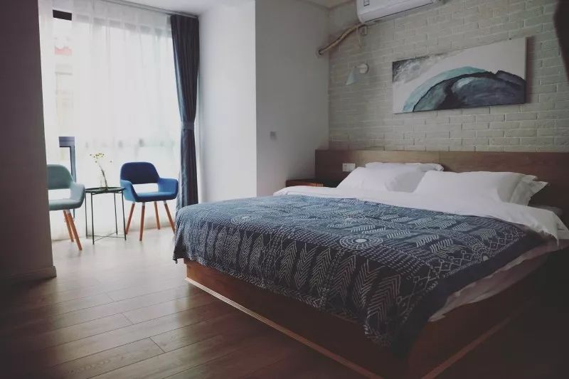 坐上公交去旅行!跟着这条101路线,带你玩遍大半个都江堰~一站一景,吃喝玩乐一网打尽!