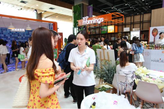 万宁颜值巅峰变装,万宁形象造型