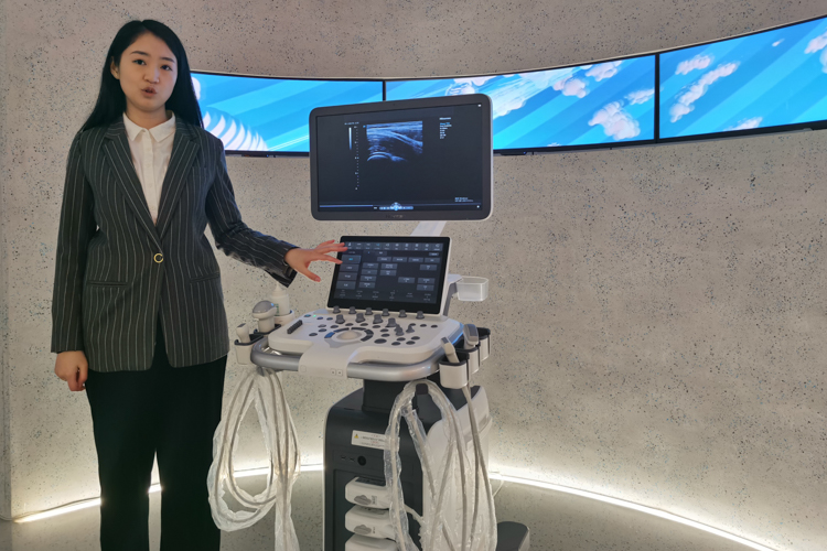 海信透明屏冰箱,海信Ai智慧大屏冰箱四开门