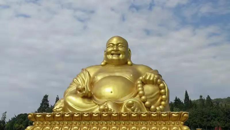 上香时被香灰烫了手是什么意思,上香时被香烫到手有什么寓意