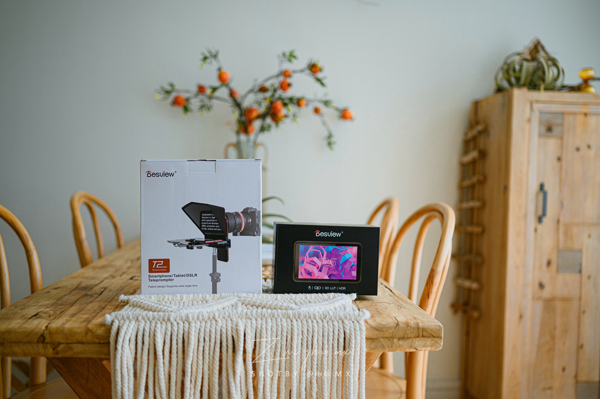 百视悦r5监视器怎么设置中文,百视悦r5提词器套装