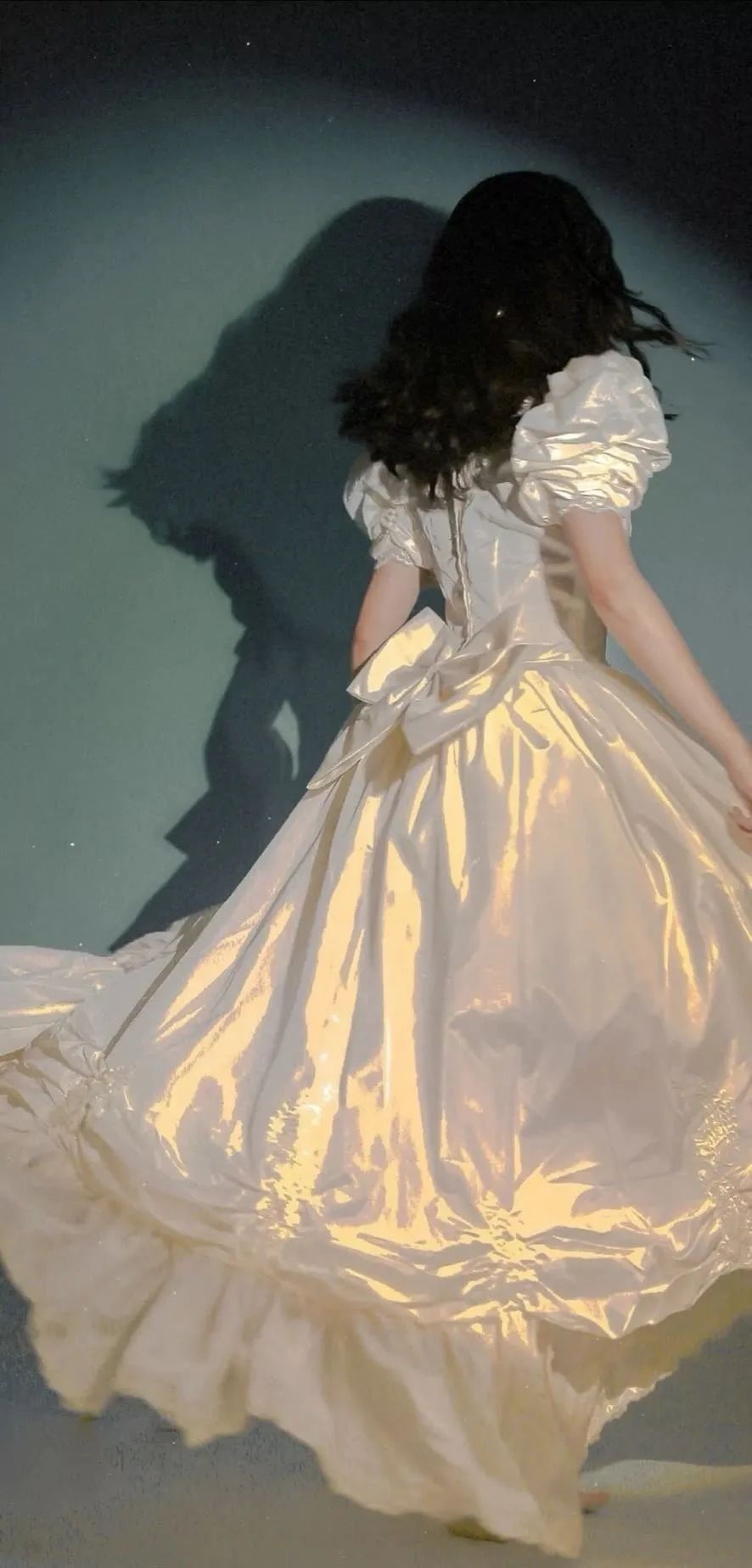 壁纸不要寄希望于别人多看自己,壁纸接受事与愿违