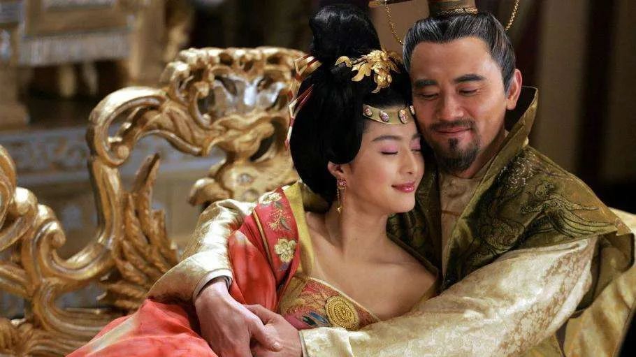 唐玄宗和杨玉环的关系,唐玄宗为什么宠杨玉环