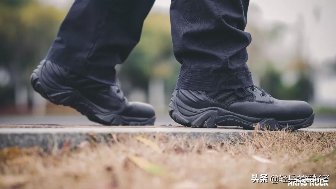军靴夏季透气吗,作战靴真的适合日常穿吗