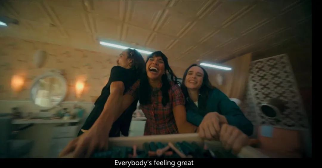 凭什么它能在国外爆火？《伞学院》告诉我们：超人不好当