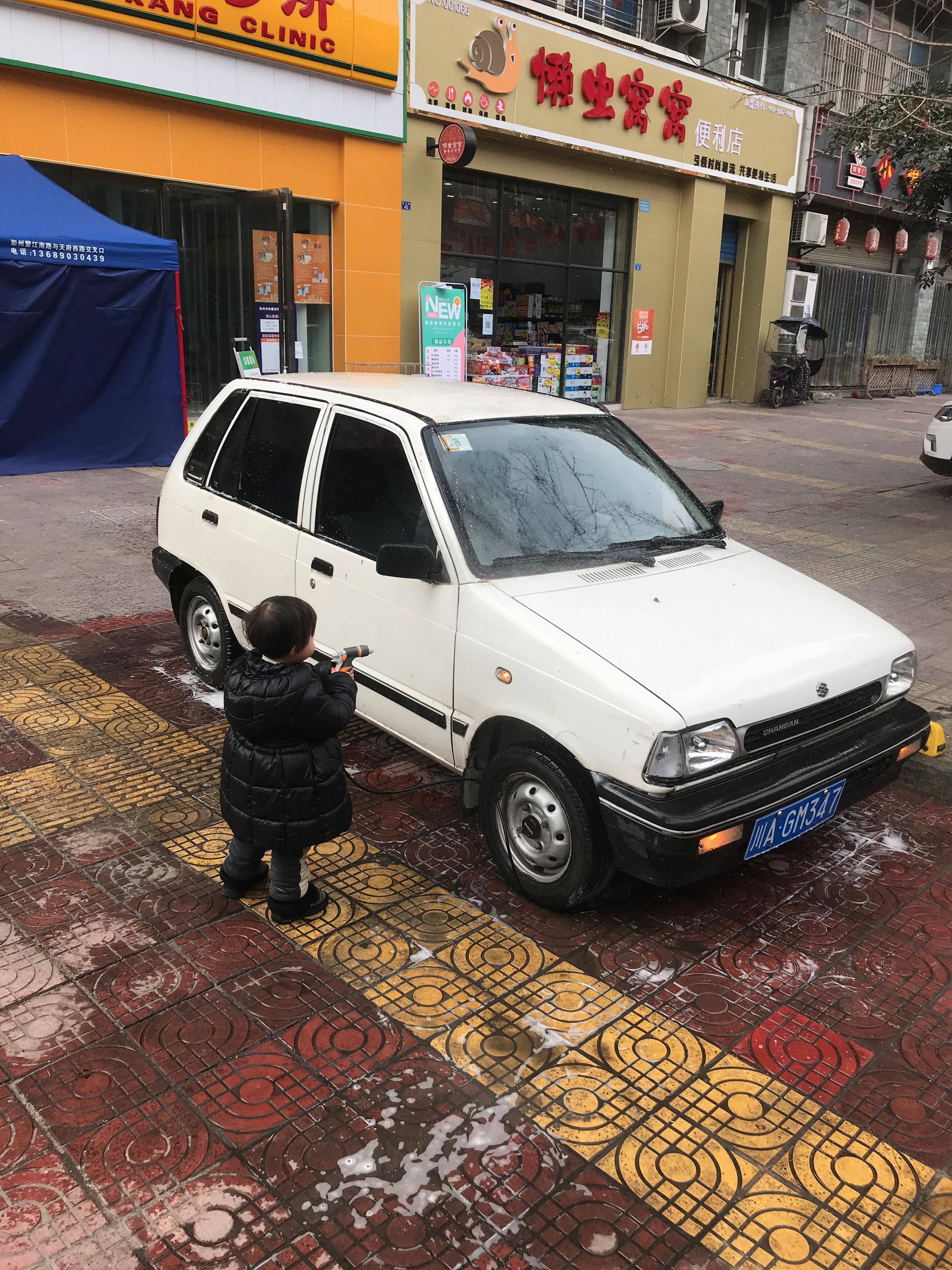 1000块钱奥拓全新,八年的二手奥拓值得买吗