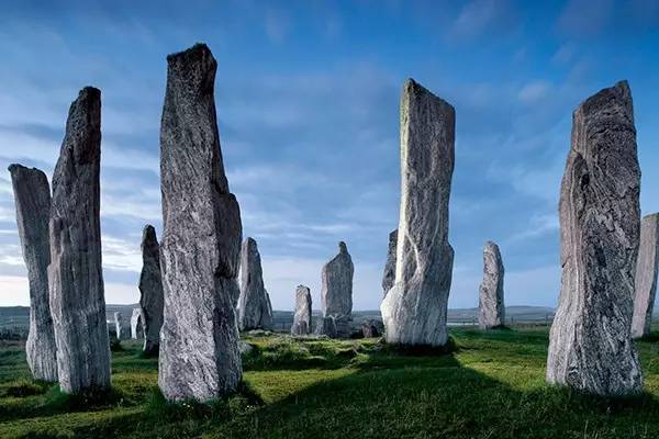 外出游玩小心些什么,游玩时注意随身携带物品