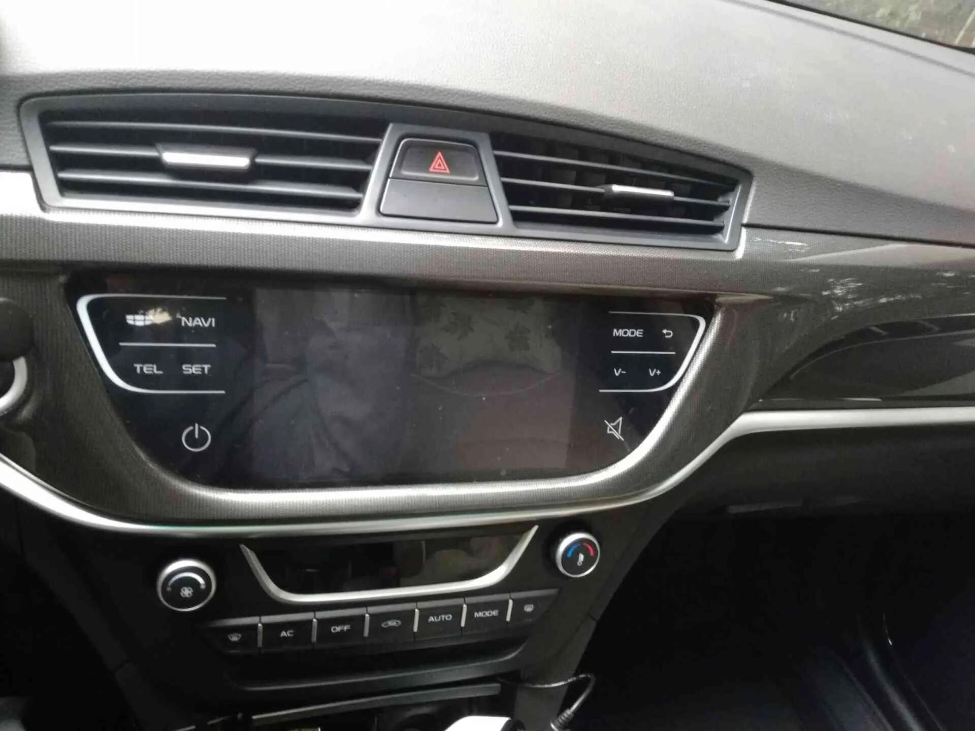 吉利帝豪2017百万款共多少辆,吉利帝豪百万款有几款