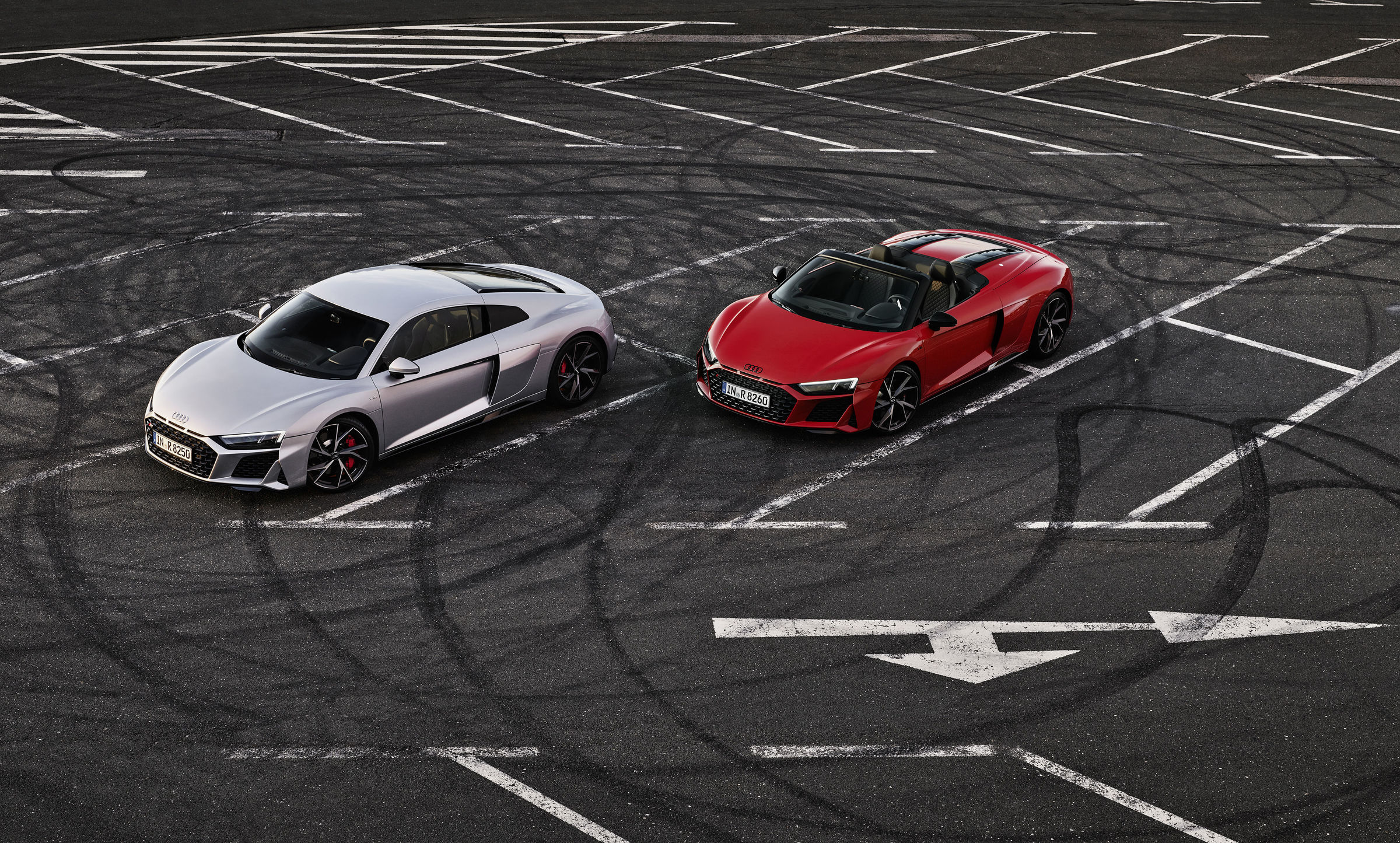 奥迪史上最快跑车奥迪r8进化版,第二代奥迪r8跑车详情