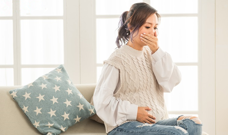 怀孕吐按摩穴位,孕妇恶心想吐按摩哪个穴位