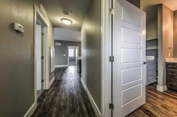 1000万美元在美国买房子,美国1000美元能租到什么样的房子