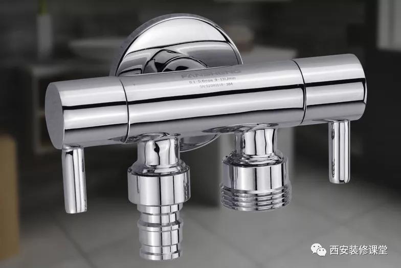 阳台洗衣机水池水电安装,洗烘分体机叠放阳台如何布置水电