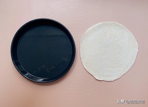在家里做好吃又简单的披萨,香酥松软家庭版披萨简单易做