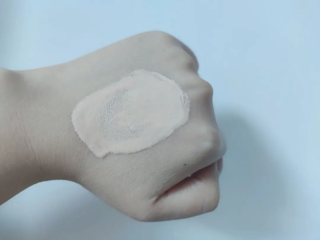 32岁适合用的平价护肤品好物,贫民窟女孩好物推荐小学生护肤