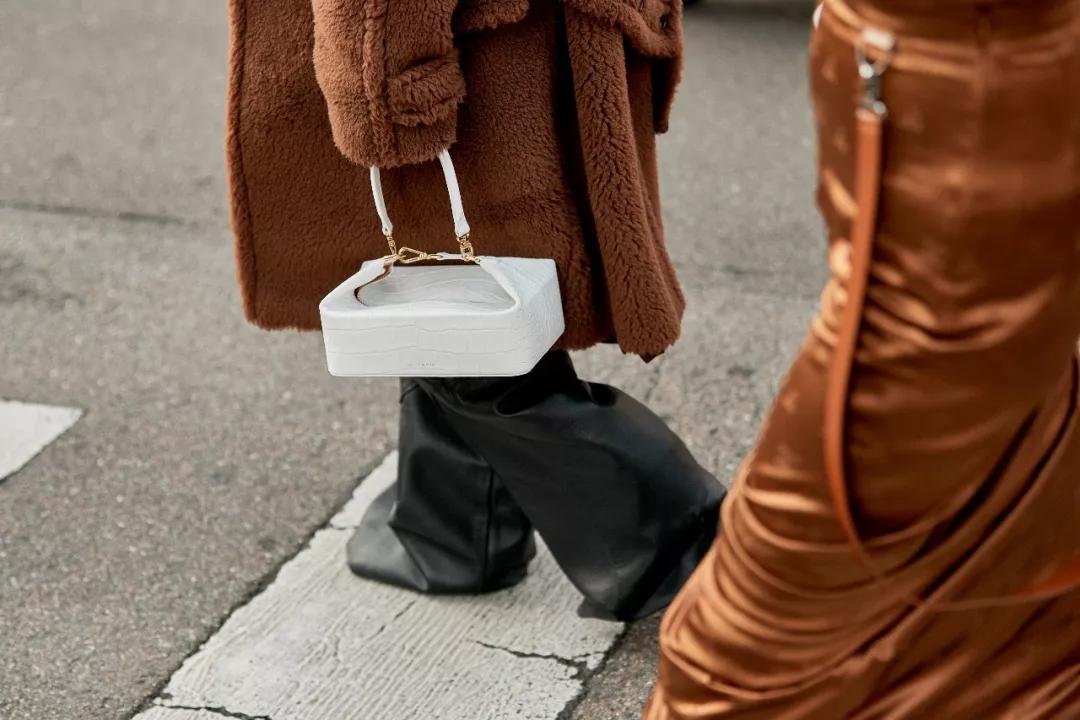 瀹嬪闇忓瓱缇庡矏鍚岀┛绱壊瑗胯,瀹嬪闇忓瓱缇庡矏绌挎惌