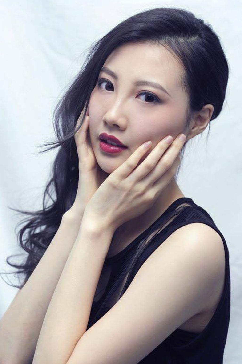 抗癌歌手李明蔚被送疗养院，呼吸困难靠药物止痛，医生也爱莫能助