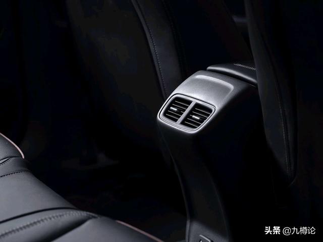 别克全新君威gs发布,别克新君威2019gs优惠