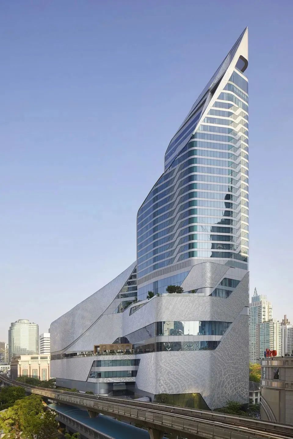 泰国大型购物中心各楼层布局,泰国的购物中心设计