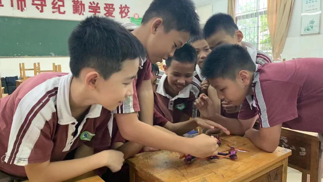 5+2课后服务直播,课后服务校外培训进入校园