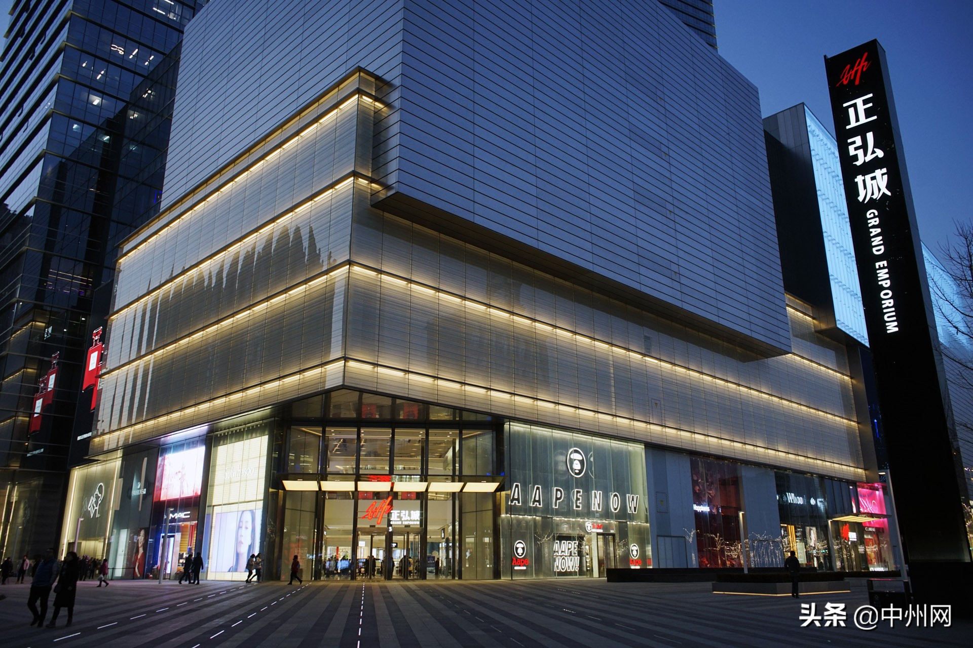 郑州大卫城好玩还是正弘城好玩,郑州万象城和大卫城的区别