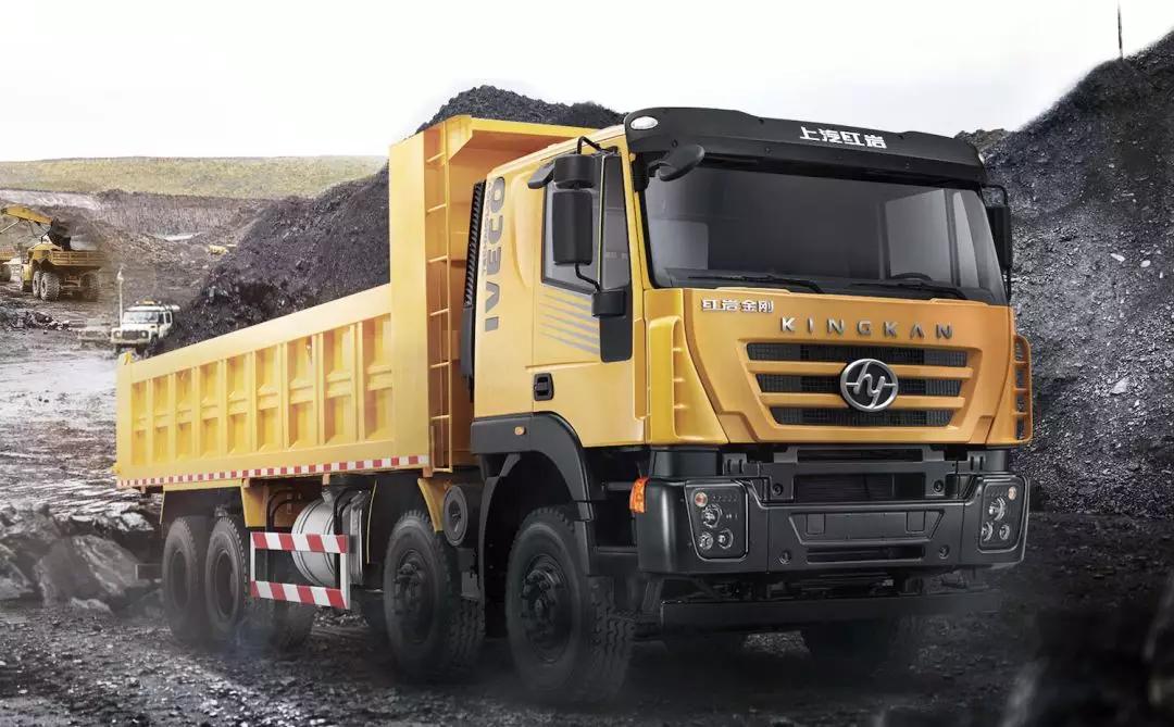 上汽红岩金刚高温爬坡,红岩自卸车名牌