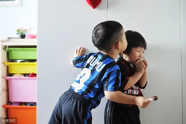 老人帮不上忙,年轻人不想辞职,0~3岁幼儿该咋管?