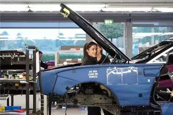 劳斯莱斯全部车间图片,劳斯莱斯的工厂的视频