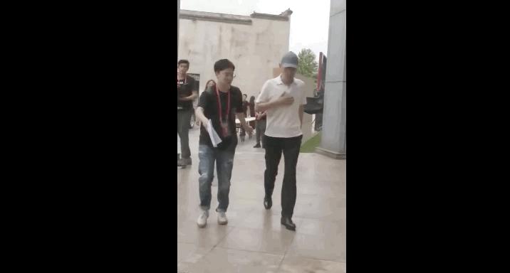 两只老虎乔杉葛优,葛优乔杉两只老虎合集