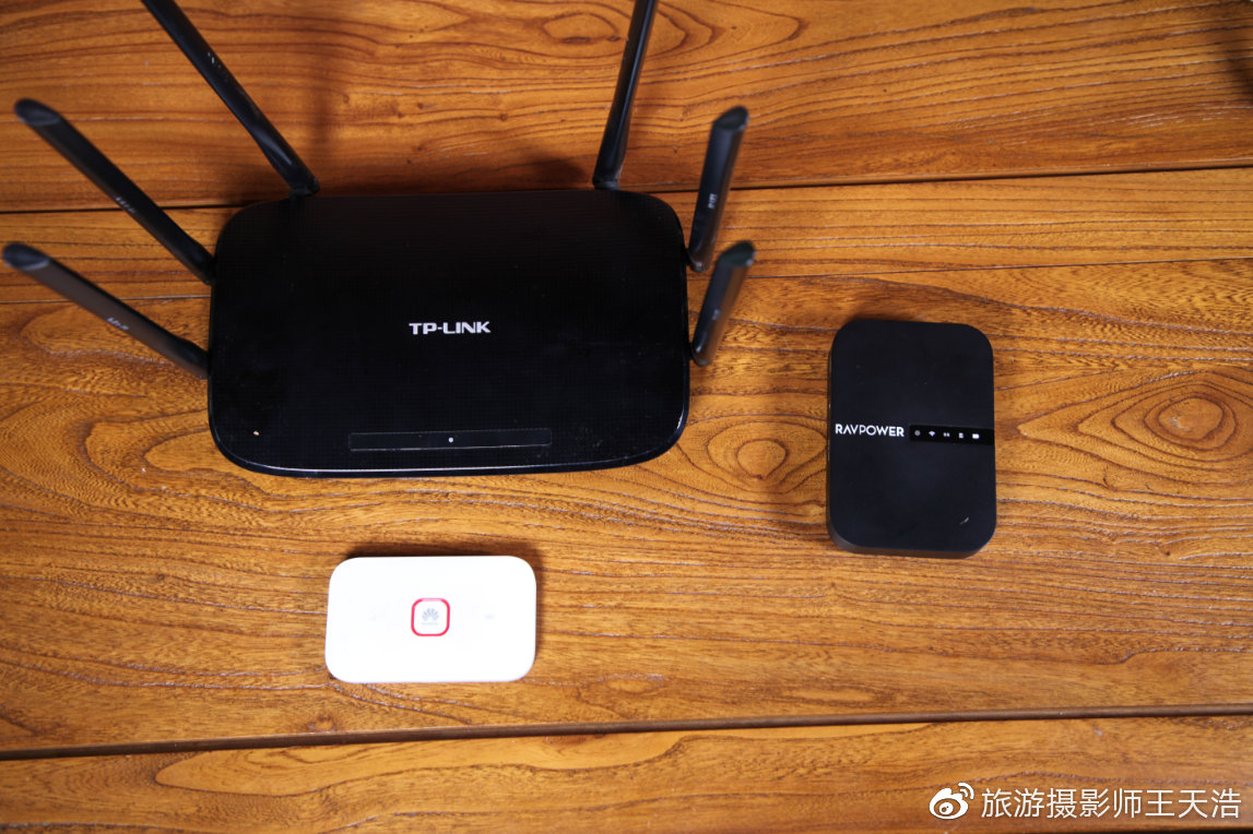户外摄影向笨重电脑说拜拜,RAVPower无线WiFi-文件宝评测来了