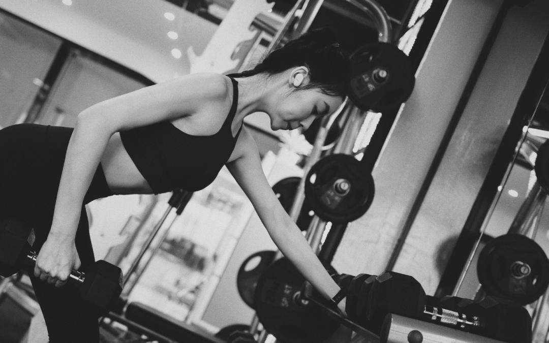 不露胸,不卖肉!照样圈粉百万!这才是最该被吹爆的真女神好吗