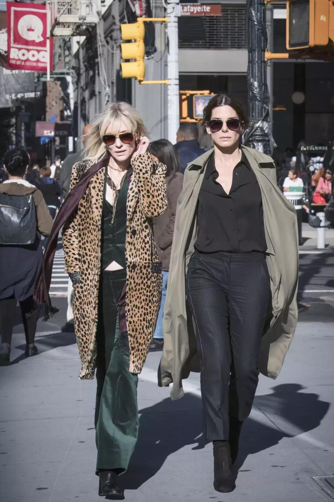 鐬掑ぉ杩囨捣鏃惰,鐬掑ぉ杩囨捣鏈嶈