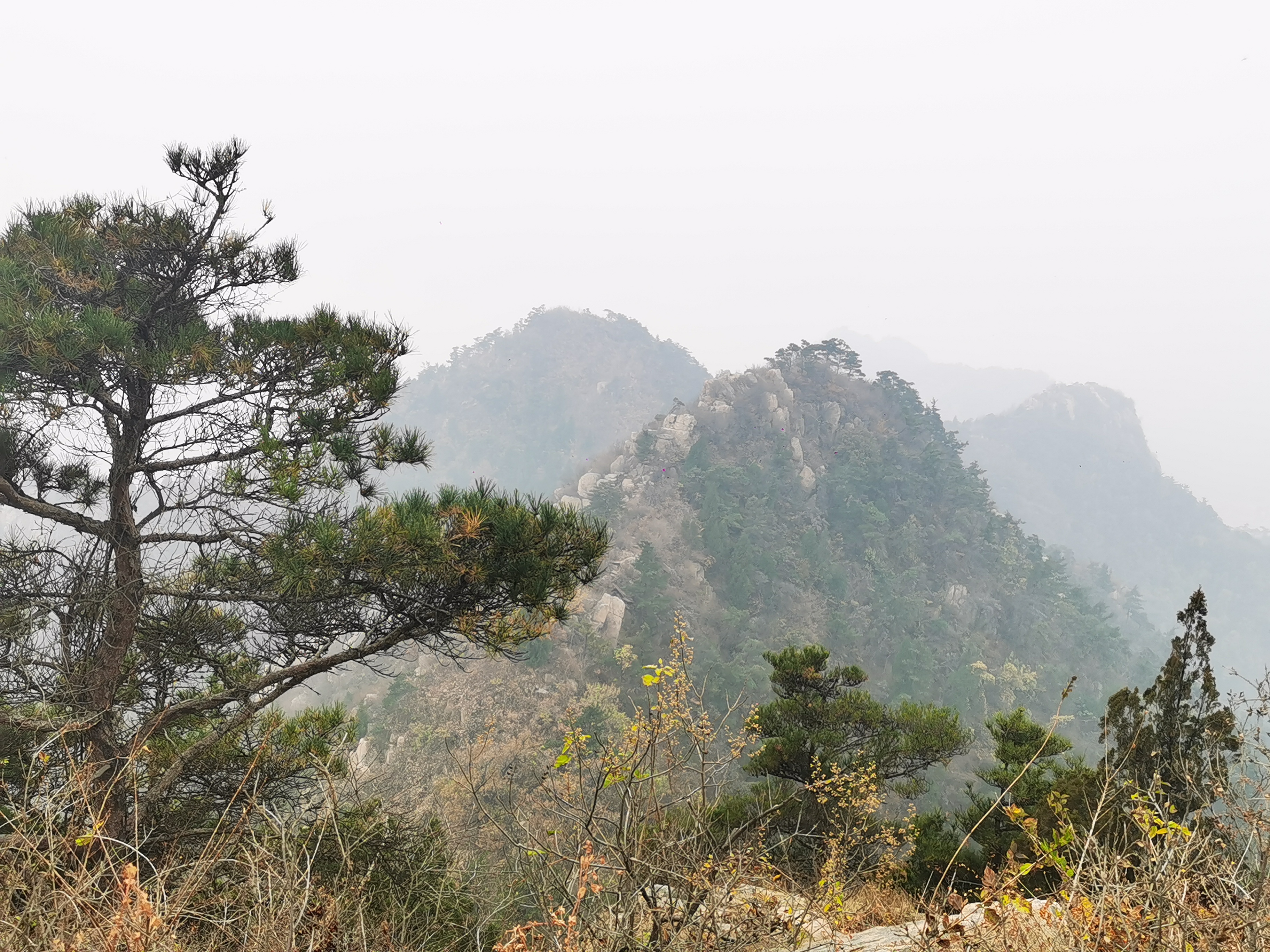 小华山免费爬山攻略,齐鲁嵩山漂亮