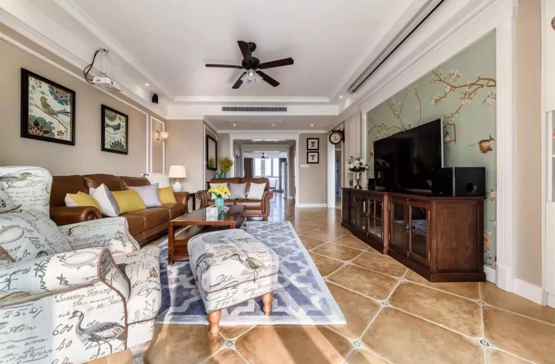 客厅地砖搭配效果图,客厅750x1500瓷砖墙横铺还是竖铺