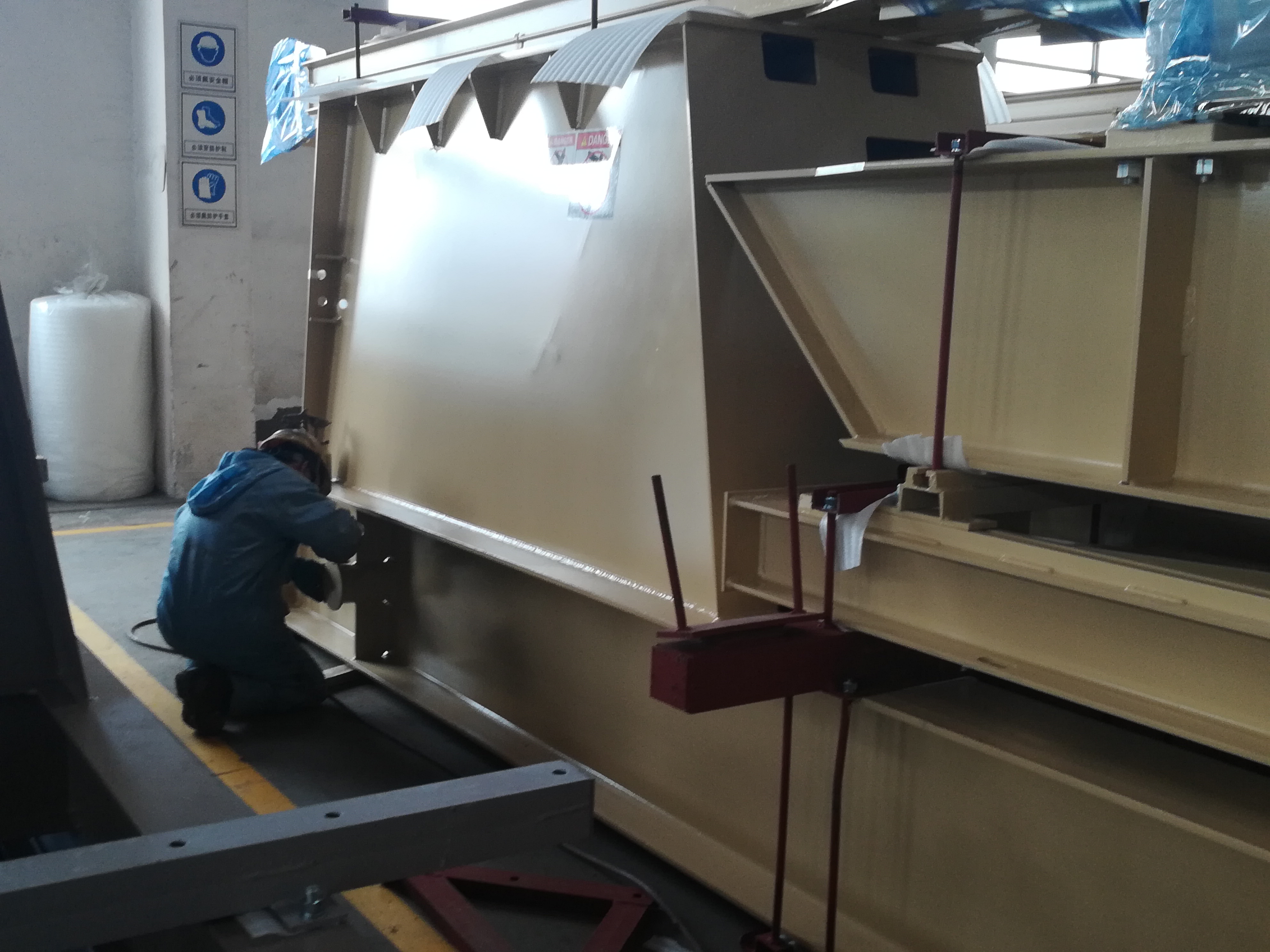 浠婂勾澶栬锤璁㈠崟鏆村,澶栬锤璁㈠崟鍚屾瘮澧為暱