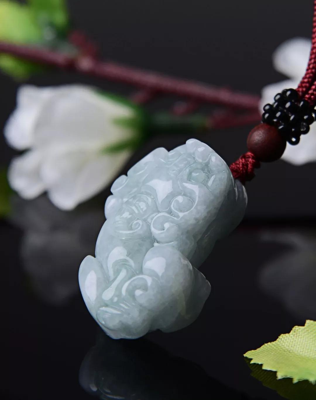 翡翠玻璃种冰种糯种豆种的区别,细豆种翡翠和糯种翡翠的区别