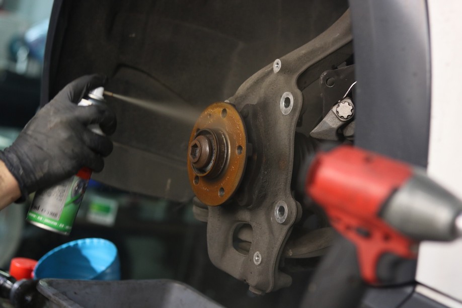 怪兽修车老车翻新天津,10年奥迪a4翻新改装最佳案例