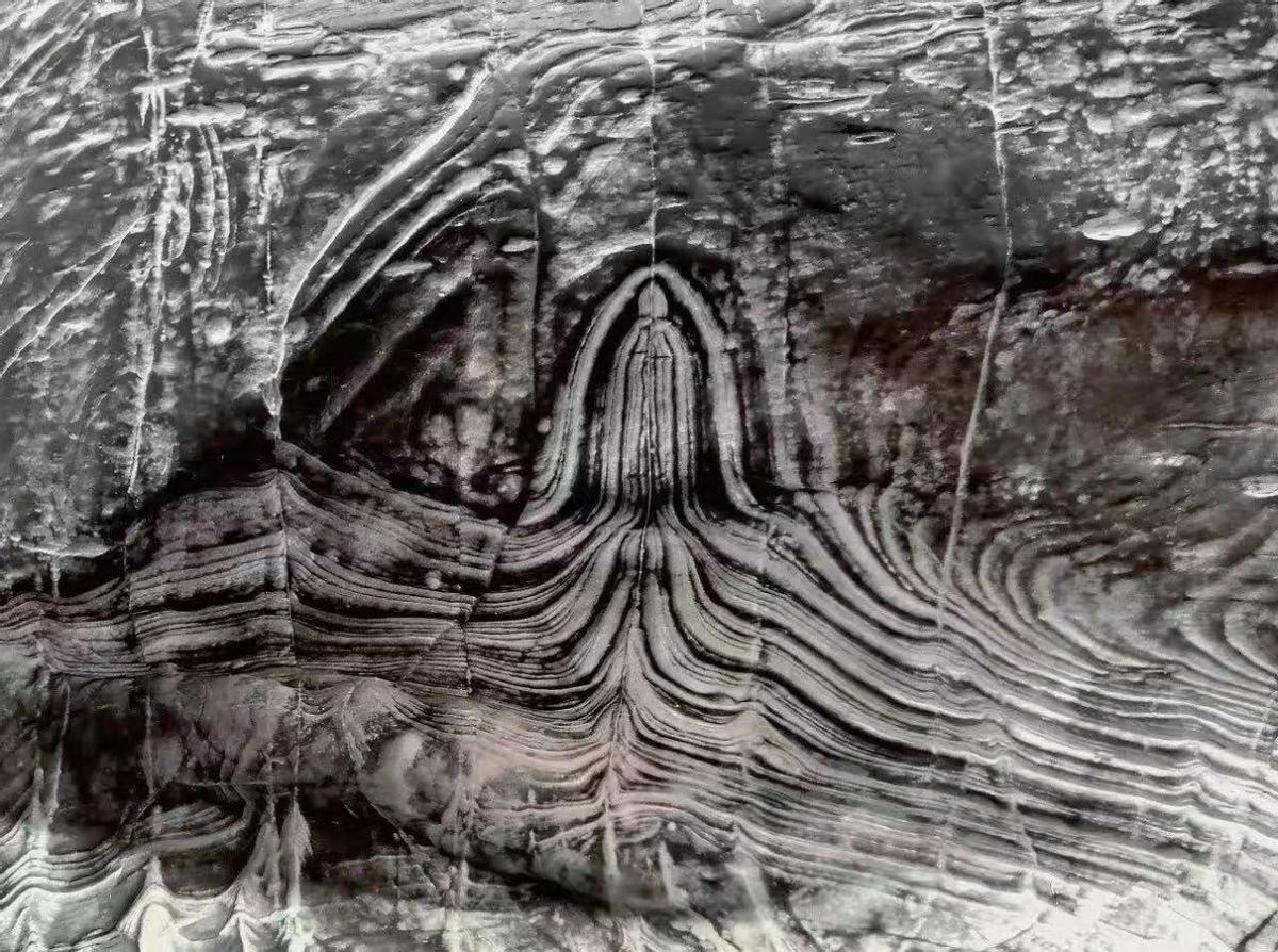 如何判断印章石头的真假,石头上的黄金怎么鉴定真假