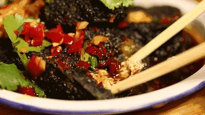 螺蛳粉闻臭师每天都做什么,螺蛳粉验臭师