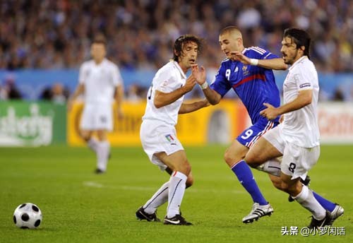 法兰西高卢雄鸡世界杯出场,欧洲杯最新赛况回放法国