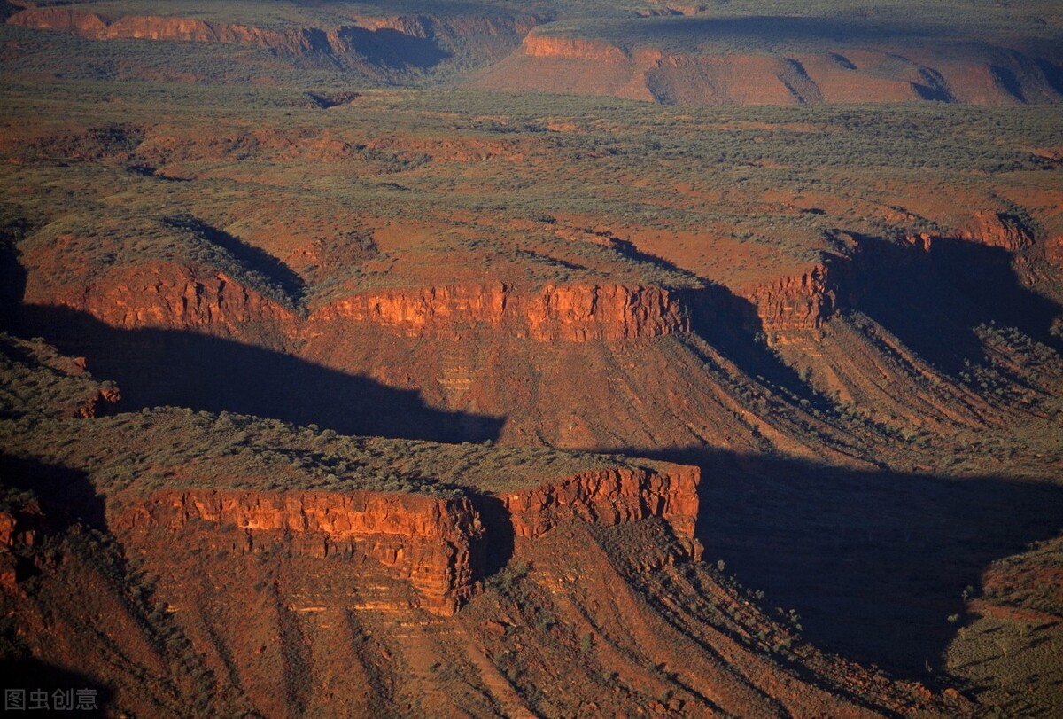 身份低微的采矿工程师，在国外却是炙手可热，甚至当上了总统