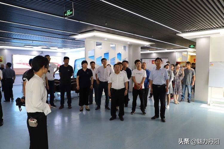 郓城县郓州街道到丹阳考察*党**建八大“红色品牌”建设工作