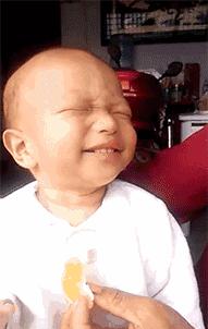 第一次跟女朋友见面送什么小礼物,第一次和女生约会她送我礼物