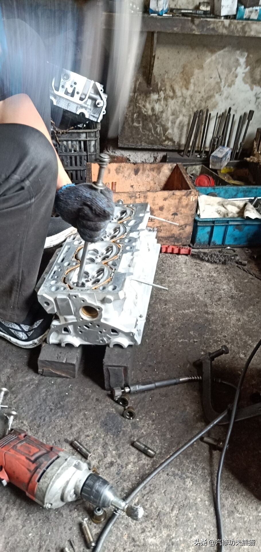 10年奥迪a6l2.0t烧机油怎么解决,10年奥迪a6l2.0t烧机油维修