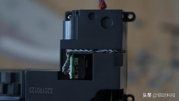 石头roborock扫地机器人t6,石头扫地机器人t6和p50哪个好